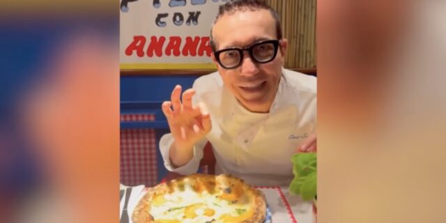 Napoletanul Gino Sorbillo, considerat regele pizzerilor din Italia, a început să facă pizza cu ananas / Alăturarea fructului cu pizza e considerată în peninsulă un afront național / Istoria pizzei care produce oroare în Italia