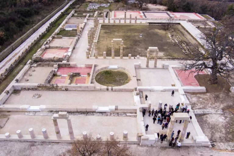 palatul aigai, istorie, cultura, grecia, alexandru cel mare, edificiu, monument