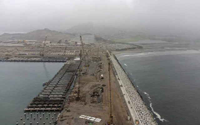 constructie port Chancay peru china cosco