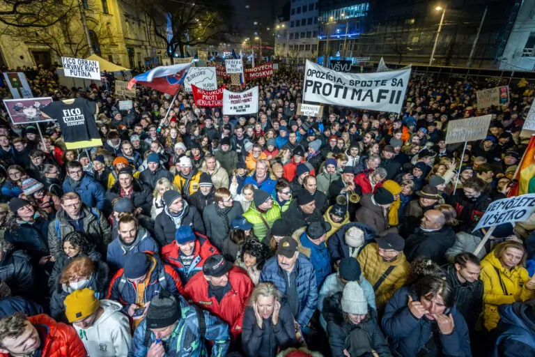 slovacia protest coruptie fico