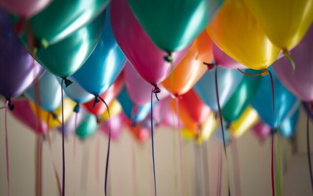 petrecere party baloane sarbatoare eveniment