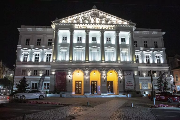 teatrul de stat din Arad, Teatrul clasic Ioan Slavici Arad