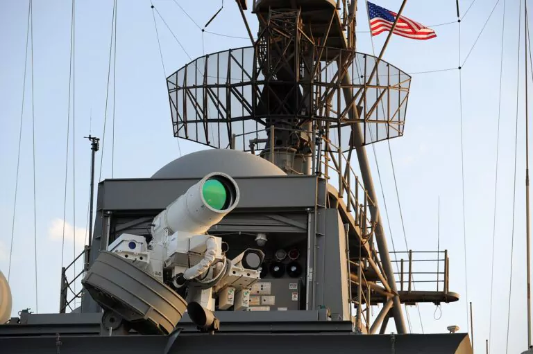 laser, marea rosie, us navy, rachete