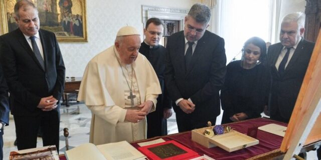 Marcel Ciolacu Papa Francisc Marian Neacsu Luminita Odobescu