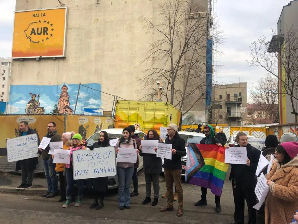 protest LGBT la AUR