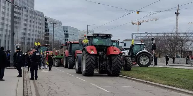 protest fermieri strasbourg, protest agricultori strasbourg