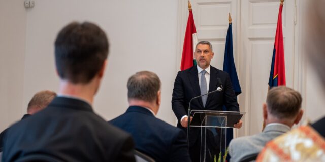 lazar janos, ungaria, ministrul transporturilor