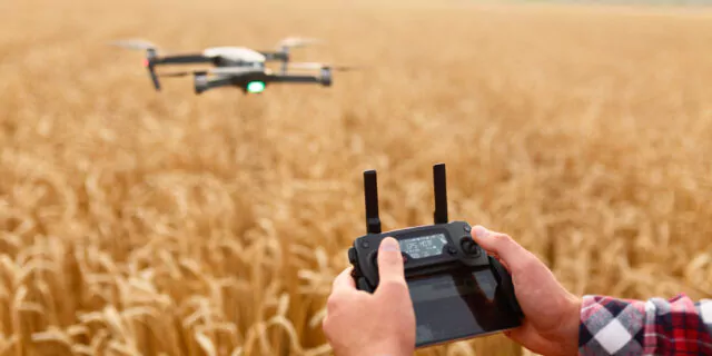 drone, cursuri de pilotaj drone, drone agricole, dji
