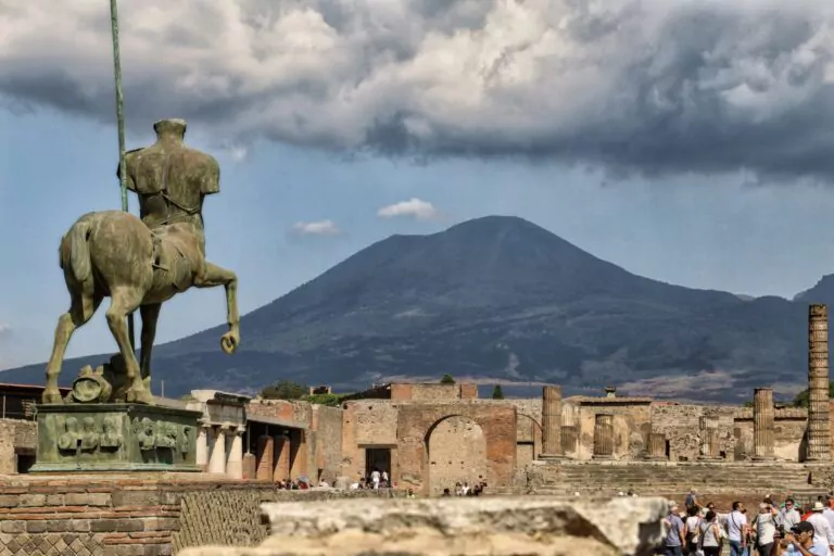 pompei vezuviu vesuvio italia antichitate vulcan eruptie