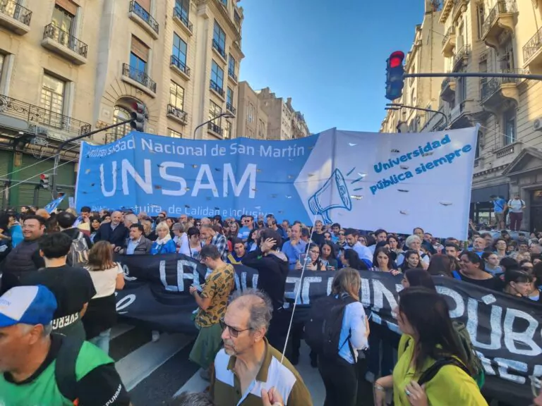 protest universitati argentina