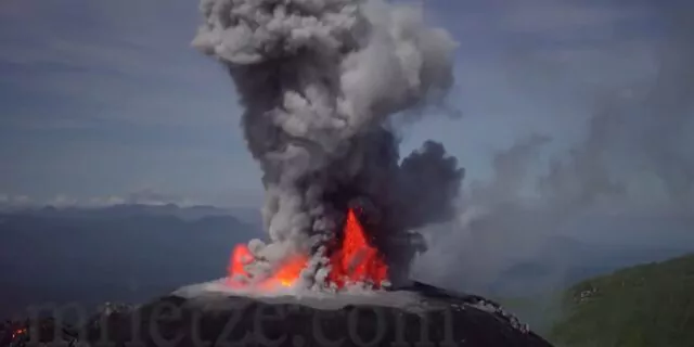 vulcan ibu eruptie