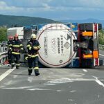 accident autostrada, cisterna rasturnata